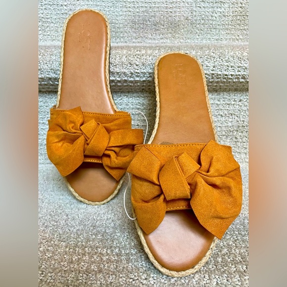 LOFT Shoes - NWOT Loft Outlet Pumpkin Spice Colored Bow Jute Rope Accent Slide Sandals